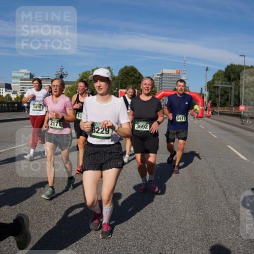 07.09.2025 - BARMER Alsterlauf Yannick Fuchs http://msf.ph/oto/8827021 07.09.2025 10:08:01 Laufen 5410, 56, 2171, 3692, 8229, 5911, 82 meine-sportfotos.de