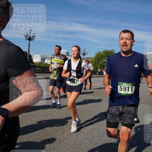 07.09.2025 - BARMER Alsterlauf Yannick Fuchs http://msf.ph/oto/8827027 07.09.2025 10:08:02 Laufen 92, 3782, 5911 meine-sportfotos.de