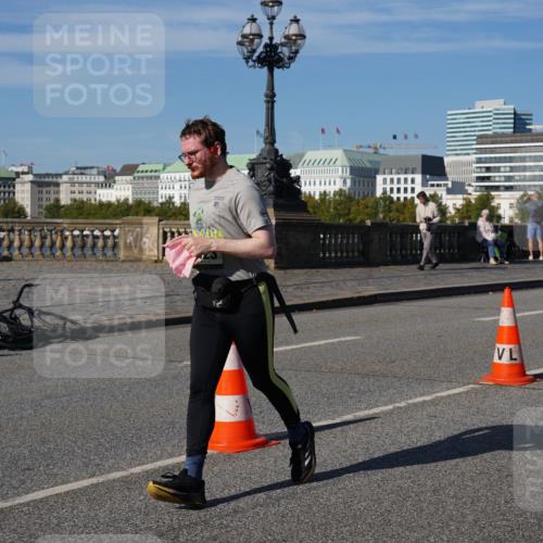 07.09.2025 - BARMER Alsterlauf Yannick Fuchs http://msf.ph/oto/8827036 07.09.2025 10:08:05 Laufen 10 meine-sportfotos.de