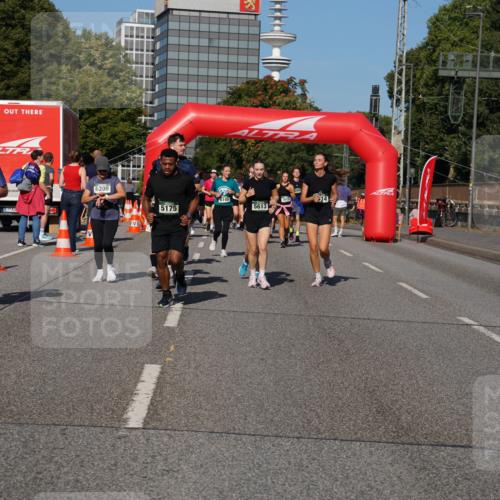 07.09.2025 - BARMER Alsterlauf Yannick Fuchs http://msf.ph/oto/8827060 07.09.2025 10:08:12 Laufen 5630, 6200, 5175, 8145, 3613, 14, 5613 meine-sportfotos.de