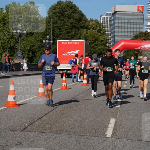 07.09.2025 - BARMER Alsterlauf Yannick Fuchs http://msf.ph/oto/8827065 07.09.2025 10:08:12 Laufen 6200, 5630, 5175, 8145, 5614, 3613, 5613 meine-sportfotos.de