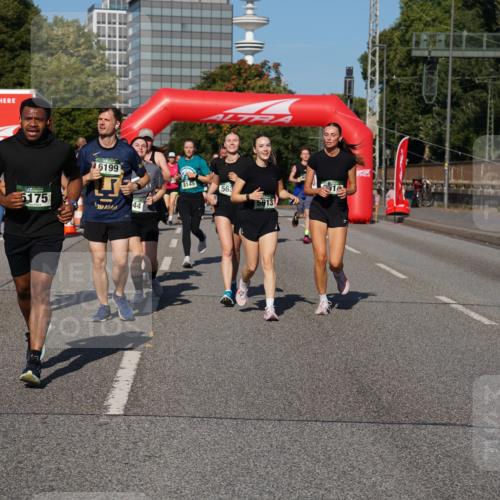 07.09.2025 - BARMER Alsterlauf Yannick Fuchs http://msf.ph/oto/8827074 07.09.2025 10:08:14 Laufen 5175, 16199, 44, 8145, 563, 5613 meine-sportfotos.de