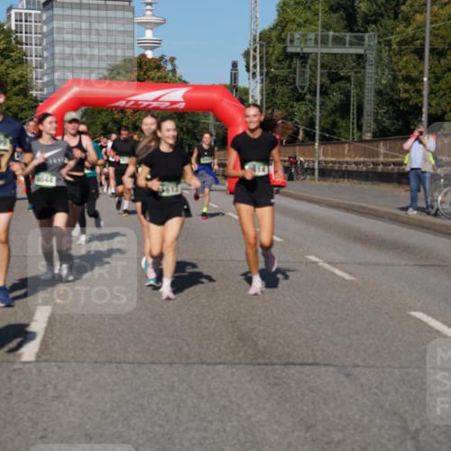 07.09.2025 - BARMER Alsterlauf Yannick Fuchs http://msf.ph/oto/8827076 07.09.2025 10:08:15 Laufen 175, 6199, 30, 44 meine-sportfotos.de