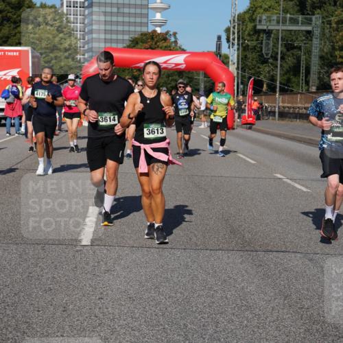 07.09.2025 - BARMER Alsterlauf Yannick Fuchs http://msf.ph/oto/8827103 07.09.2025 10:08:21 Laufen 4175, 1, 16, 3614, 3613, 8498, 6310 meine-sportfotos.de