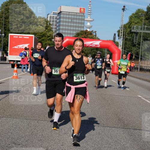 07.09.2025 - BARMER Alsterlauf Yannick Fuchs http://msf.ph/oto/8827105 07.09.2025 10:08:21 Laufen 8061, 4175, 361, 3613, 8498, 3302, 6310 meine-sportfotos.de