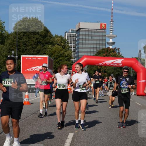 07.09.2025 - BARMER Alsterlauf Yannick Fuchs http://msf.ph/oto/8827112 07.09.2025 10:08:23 Laufen 4175, 5897, 4413, 8182, 818, 8498, 3302, 6310 meine-sportfotos.de