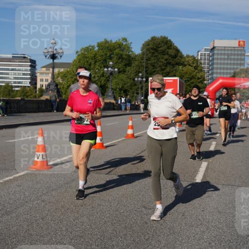 07.09.2025 - BARMER Alsterlauf Yannick Fuchs http://msf.ph/oto/8827133 07.09.2025 10:08:27 Laufen 8357, 4413, 344 meine-sportfotos.de