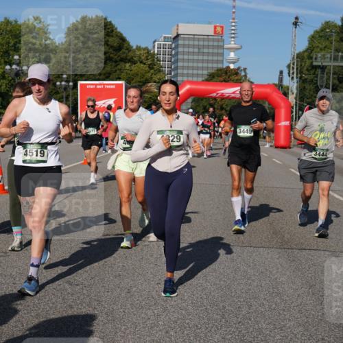07.09.2025 - BARMER Alsterlauf Yannick Fuchs http://msf.ph/oto/8827157 07.09.2025 10:08:32 Laufen 4519, 973, 329, 3445, 3444, 3446 meine-sportfotos.de