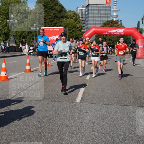 07.09.2025 - BARMER Alsterlauf Yannick Fuchs http://msf.ph/oto/8827172 07.09.2025 10:08:36 Laufen 1096, 7711, 3873, 4899, 2942 meine-sportfotos.de