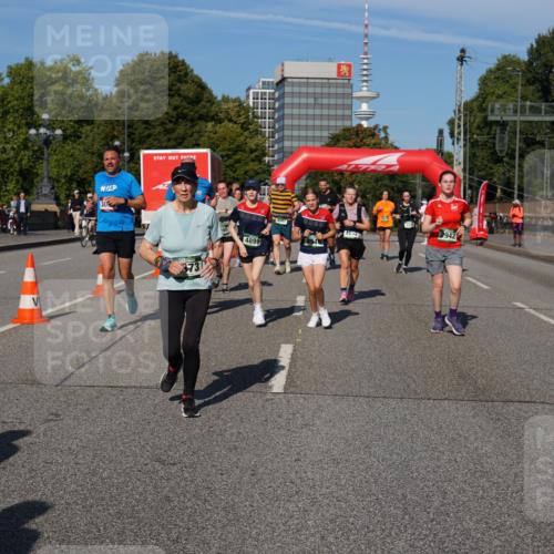 07.09.2025 - BARMER Alsterlauf Yannick Fuchs http://msf.ph/oto/8827176 07.09.2025 10:08:37 Laufen 30, 873, 4899, 2942, 4852 meine-sportfotos.de