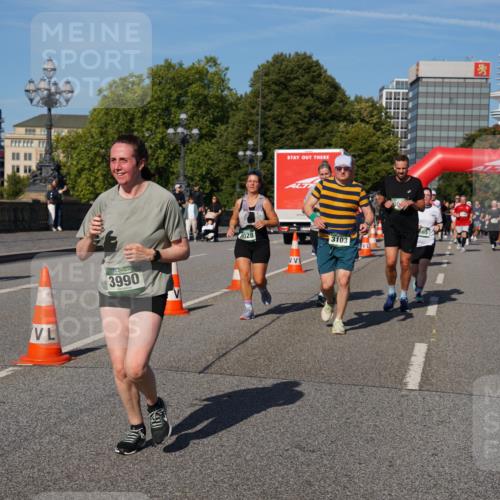 07.09.2025 - BARMER Alsterlauf Yannick Fuchs http://msf.ph/oto/8827189 07.09.2025 10:08:41 Laufen 3990, 8028, 3103, 5919, 4101 meine-sportfotos.de