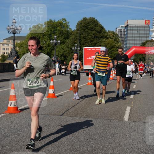 07.09.2025 - BARMER Alsterlauf Yannick Fuchs http://msf.ph/oto/8827190 07.09.2025 10:08:41 Laufen 3990, 4101, 8028, 5865, 3103, 5919 meine-sportfotos.de