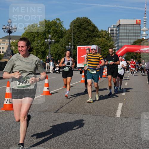 07.09.2025 - BARMER Alsterlauf Yannick Fuchs http://msf.ph/oto/8827191 07.09.2025 10:08:41 Laufen 3990, 8028, 4701, 5865, 5919, 3103, 322 meine-sportfotos.de