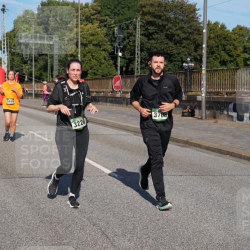 07.09.2025 - BARMER Alsterlauf Yannick Fuchs http://msf.ph/oto/8827198 07.09.2025 10:08:44 Laufen 4101, 5919, 3228, 3706 meine-sportfotos.de