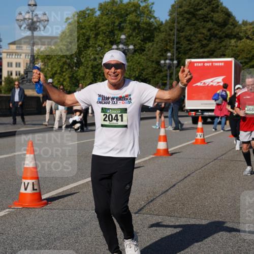 07.09.2025 - BARMER Alsterlauf Yannick Fuchs http://msf.ph/oto/8827225 07.09.2025 10:08:51 Laufen 13, 10, 1136, 2041, 4686 meine-sportfotos.de