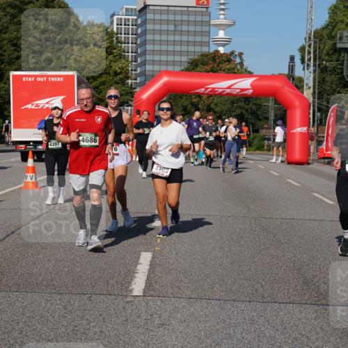 07.09.2025 - BARMER Alsterlauf Yannick Fuchs http://msf.ph/oto/8827228 07.09.2025 10:08:52 Laufen 4686, 4397, 4702, 4462 meine-sportfotos.de