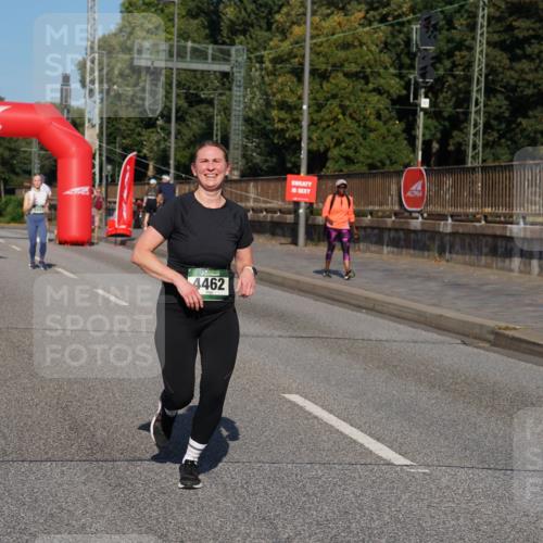07.09.2025 - BARMER Alsterlauf Yannick Fuchs http://msf.ph/oto/8827234 07.09.2025 10:08:53 Laufen 4462 meine-sportfotos.de