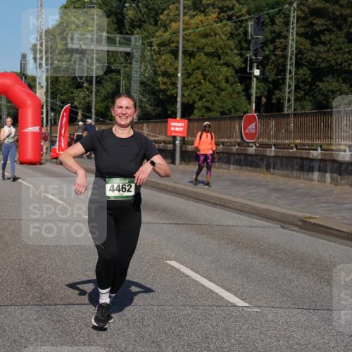 07.09.2025 - BARMER Alsterlauf Yannick Fuchs http://msf.ph/oto/8827235 07.09.2025 10:08:53 Laufen 4462 meine-sportfotos.de
