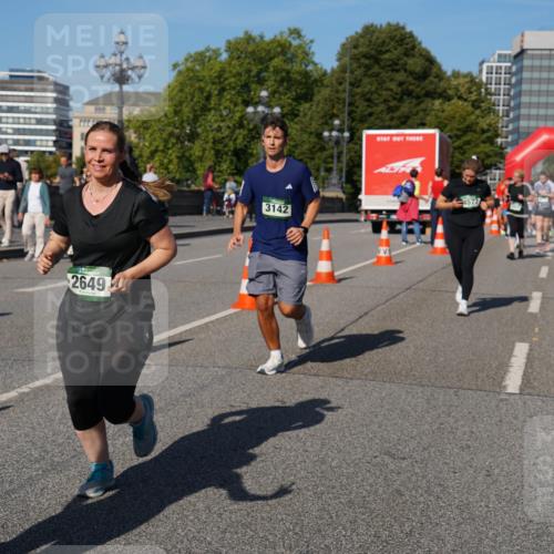 07.09.2025 - BARMER Alsterlauf Yannick Fuchs http://msf.ph/oto/8827256 07.09.2025 10:08:57 Laufen 7, 2649, 3142, 4577 meine-sportfotos.de