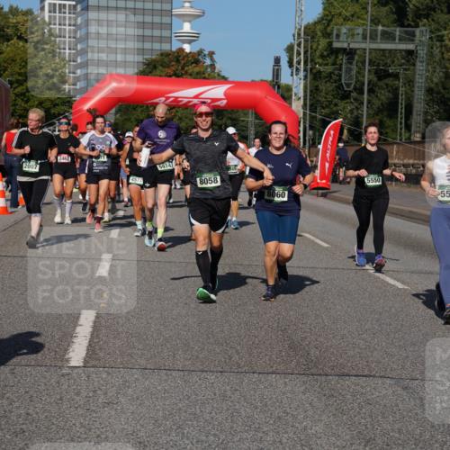 07.09.2025 - BARMER Alsterlauf Yannick Fuchs http://msf.ph/oto/8827266 07.09.2025 10:09:00 Laufen 2462, 2007, 699, 571, 4572, 5974, 8058, 049, 5550, 8060, 5551 meine-sportfotos.de