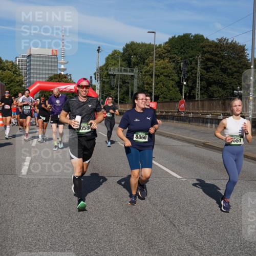 07.09.2025 - BARMER Alsterlauf Yannick Fuchs http://msf.ph/oto/8827277 07.09.2025 10:09:02 Laufen 2007, 2462, 4571, 058, 2767, 8060, 551 meine-sportfotos.de
