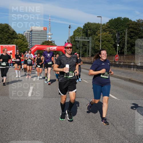 07.09.2025 - BARMER Alsterlauf Yannick Fuchs http://msf.ph/oto/8827278 07.09.2025 10:09:02 Laufen 4571, 5974, 8058, 8060, 5551 meine-sportfotos.de