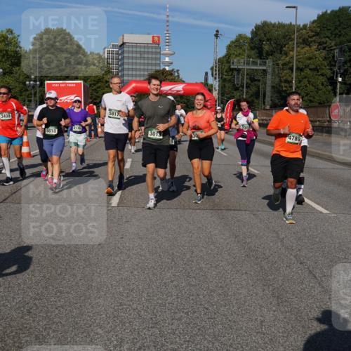 07.09.2025 - BARMER Alsterlauf Yannick Fuchs http://msf.ph/oto/8827306 07.09.2025 10:09:08 Laufen 2077, 3409, 4136, 5818, 5817, 3013, 30, 2289, 4789 meine-sportfotos.de
