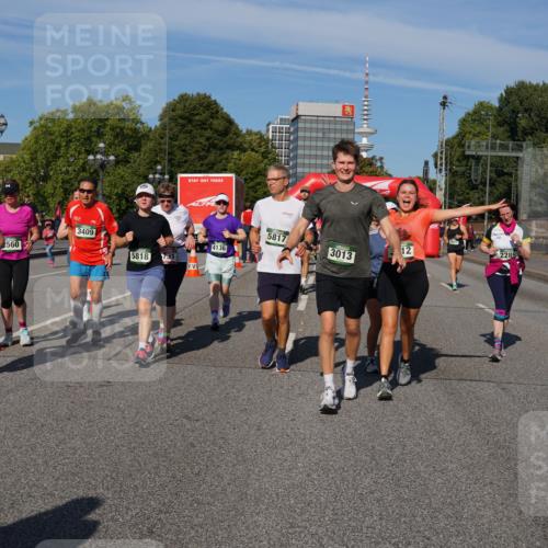 07.09.2025 - BARMER Alsterlauf Yannick Fuchs http://msf.ph/oto/8827311 07.09.2025 10:09:09 Laufen 2077, 560, 3409, 4136, 5818, 5817, 12, 3013, 2289, 4789 meine-sportfotos.de