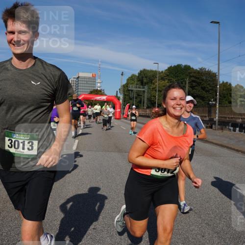 07.09.2025 - BARMER Alsterlauf Yannick Fuchs http://msf.ph/oto/8827321 07.09.2025 10:09:11 Laufen 5818, 36, 3013, 36, 4100, 50 meine-sportfotos.de