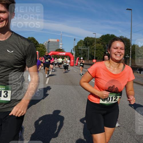 07.09.2025 - BARMER Alsterlauf Yannick Fuchs http://msf.ph/oto/8827322 07.09.2025 10:09:11 Laufen 58, 36, 3013, 6, 012, 6050 meine-sportfotos.de