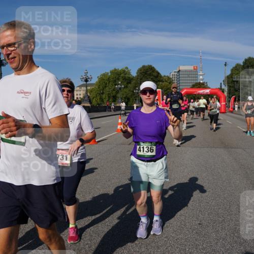 07.09.2025 - BARMER Alsterlauf Yannick Fuchs http://msf.ph/oto/8827326 07.09.2025 10:09:12 Laufen 3409, 731, 4136, 4100 meine-sportfotos.de