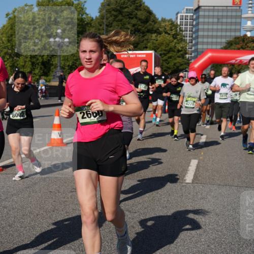 07.09.2025 - BARMER Alsterlauf Yannick Fuchs http://msf.ph/oto/8827338 07.09.2025 10:09:16 Laufen 136, 2655, 8002, 2660, 3863, 3659, 5875, 208, 037, 4220 meine-sportfotos.de