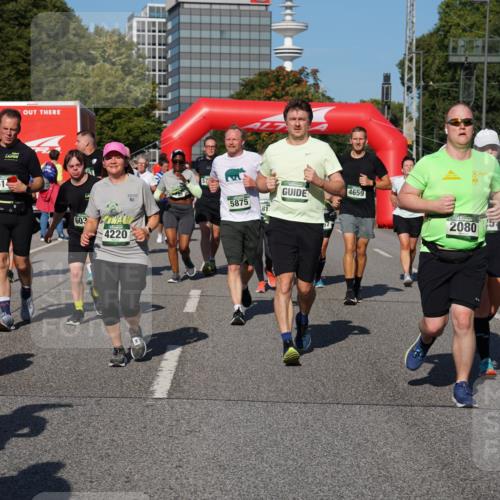 07.09.2025 - BARMER Alsterlauf Yannick Fuchs http://msf.ph/oto/8827339 07.09.2025 10:09:17 Laufen 514, 603, 4220, 5875, 4659, 2080 meine-sportfotos.de