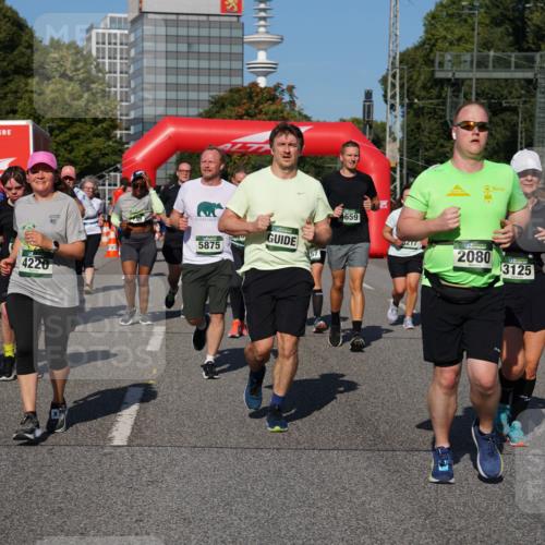 07.09.2025 - BARMER Alsterlauf Yannick Fuchs http://msf.ph/oto/8827343 07.09.2025 10:09:18 Laufen 5145, 4220, 10, 5875, 4659, 217, 2080, 3125 meine-sportfotos.de