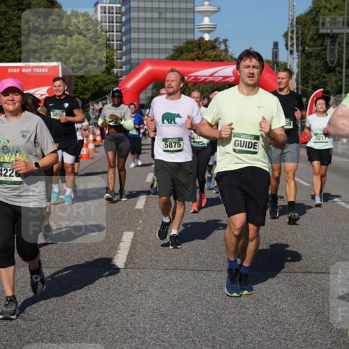 07.09.2025 - BARMER Alsterlauf Yannick Fuchs http://msf.ph/oto/8827346 07.09.2025 10:09:19 Laufen 5145, 3895, 4220, 10, 3862, 5875, 59, 3217, 240, 36, 2080, 3 meine-sportfotos.de