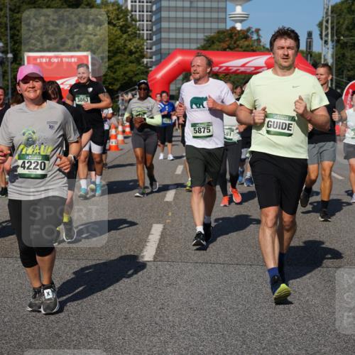 07.09.2025 - BARMER Alsterlauf Yannick Fuchs http://msf.ph/oto/8827347 07.09.2025 10:09:19 Laufen 514, 3, 4220, 10, 3863, 13871, 5875 meine-sportfotos.de