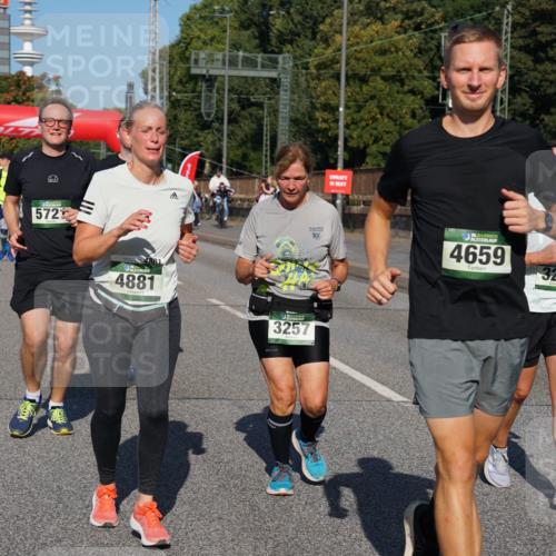 07.09.2025 - BARMER Alsterlauf Yannick Fuchs http://msf.ph/oto/8827363 07.09.2025 10:09:22 Laufen 2602, 3879, 572, 4881, 3257, 10, 4659, 3217 meine-sportfotos.de