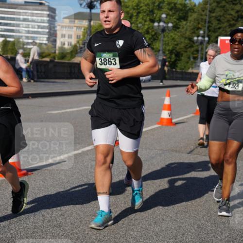 07.09.2025 - BARMER Alsterlauf Yannick Fuchs http://msf.ph/oto/8827369 07.09.2025 10:09:23 Laufen 3895, 3863, 196, 10 meine-sportfotos.de