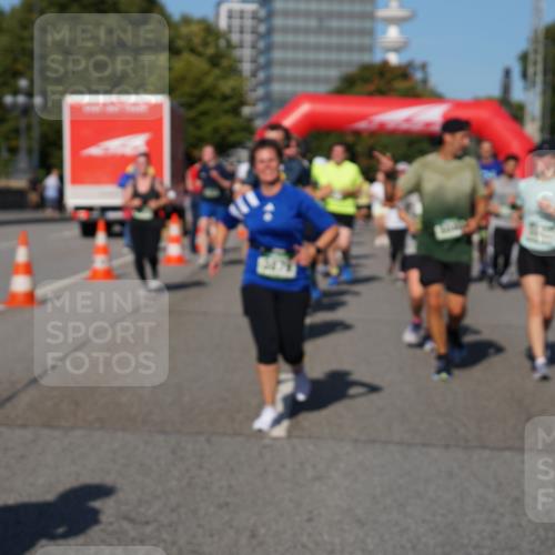 07.09.2025 - BARMER Alsterlauf Yannick Fuchs http://msf.ph/oto/8827375 07.09.2025 10:09:25 Laufen 3474 meine-sportfotos.de
