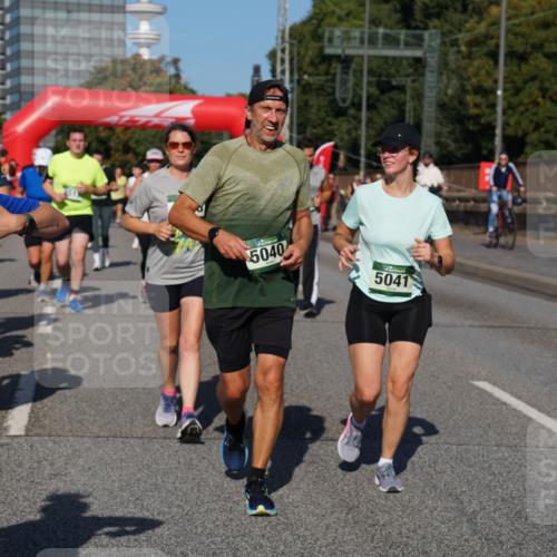 07.09.2025 - BARMER Alsterlauf Yannick Fuchs http://msf.ph/oto/8827383 07.09.2025 10:09:27 Laufen 36, 3879, 5040, 5041 meine-sportfotos.de
