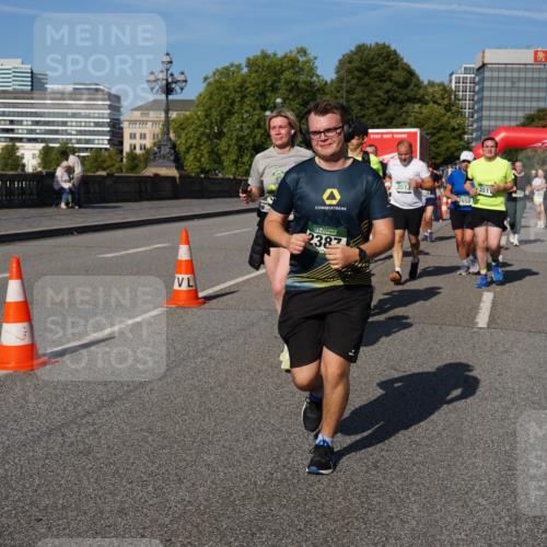 07.09.2025 - BARMER Alsterlauf Yannick Fuchs http://msf.ph/oto/8827392 07.09.2025 10:09:29 Laufen 238, 3513, 351, 2550, 5803 meine-sportfotos.de