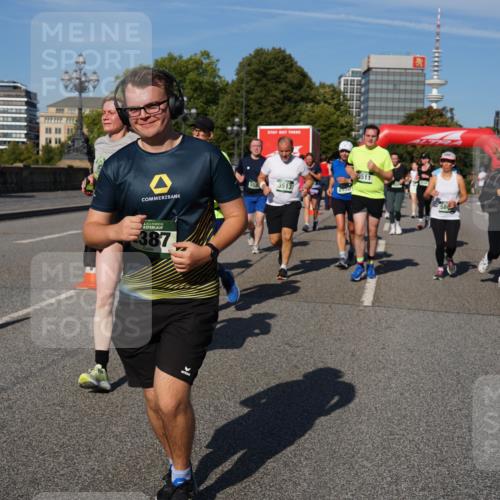 07.09.2025 - BARMER Alsterlauf Yannick Fuchs http://msf.ph/oto/8827395 07.09.2025 10:09:30 Laufen 387, 511, 3513, 586, 3162 meine-sportfotos.de