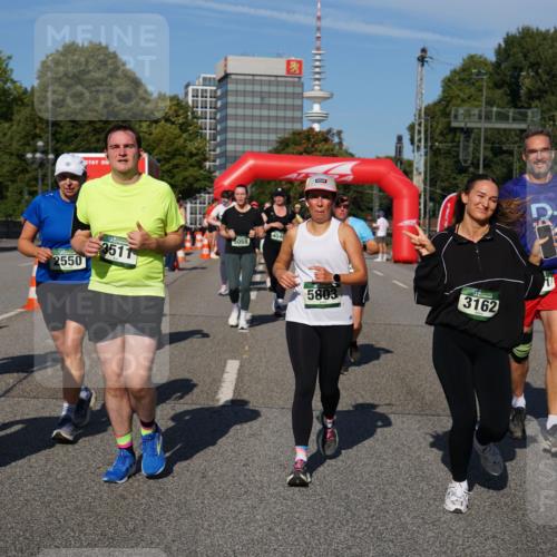 07.09.2025 - BARMER Alsterlauf Yannick Fuchs http://msf.ph/oto/8827405 07.09.2025 10:09:31 Laufen 3512, 4548, 5059, 3511, 2550, 5803, 3162 meine-sportfotos.de