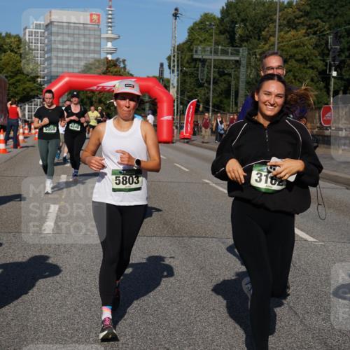07.09.2025 - BARMER Alsterlauf Yannick Fuchs http://msf.ph/oto/8827408 07.09.2025 10:09:32 Laufen 351, 5059, 4548, 5803, 3162 meine-sportfotos.de