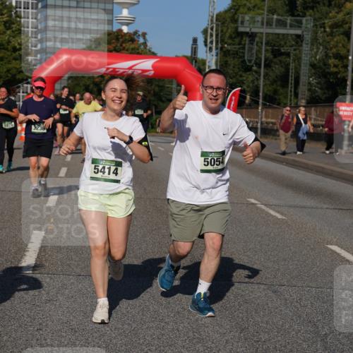 07.09.2025 - BARMER Alsterlauf Yannick Fuchs http://msf.ph/oto/8827426 07.09.2025 10:09:38 Laufen 2876, 3236, 3833, 5414, 5054 meine-sportfotos.de