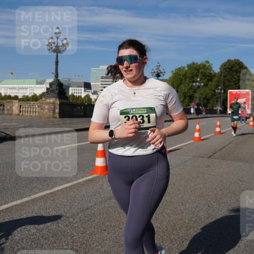 07.09.2025 - BARMER Alsterlauf Yannick Fuchs http://msf.ph/oto/8827436 07.09.2025 10:09:39 Laufen 36, 3031 meine-sportfotos.de