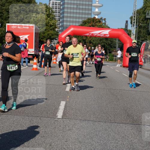 07.09.2025 - BARMER Alsterlauf Yannick Fuchs http://msf.ph/oto/8827444 07.09.2025 10:09:42 Laufen 230, 2876, 3334, 4181, 3332, 3833 meine-sportfotos.de