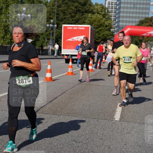 07.09.2025 - BARMER Alsterlauf Yannick Fuchs http://msf.ph/oto/8827455 07.09.2025 10:09:44 Laufen 2876, 1, 3334, 4181, 3332 meine-sportfotos.de
