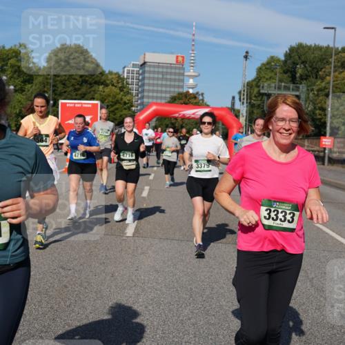 07.09.2025 - BARMER Alsterlauf Yannick Fuchs http://msf.ph/oto/8827474 07.09.2025 10:09:49 Laufen 36, 3181, 3564, 471, 2296, 4716, 3379, 3333 meine-sportfotos.de