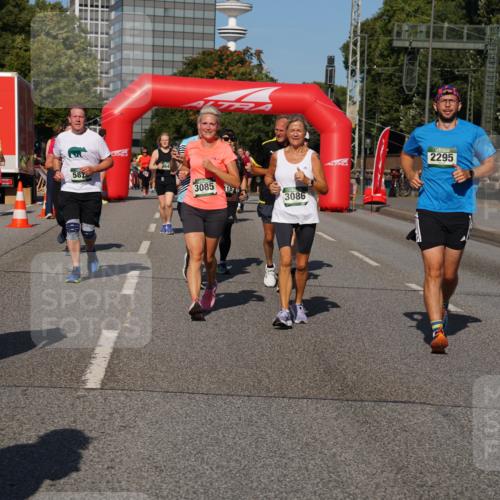 07.09.2025 - BARMER Alsterlauf Yannick Fuchs http://msf.ph/oto/8827498 07.09.2025 10:09:54 Laufen 587, 3085, 47, 184, 3086, 2295 meine-sportfotos.de
